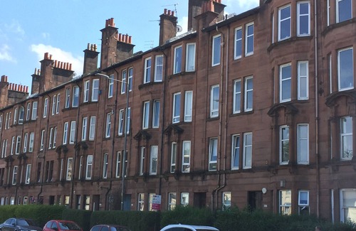 Whiteinch Apartamento | Great Location 2 Bedroom Scotstoun Flat