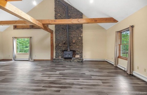 South Berwick Casa | Great location! 3 Bedroom home for rent!