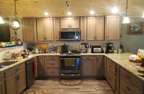 Jersey Mills Casa | Great location directly on Big Pine Creek with trail access
