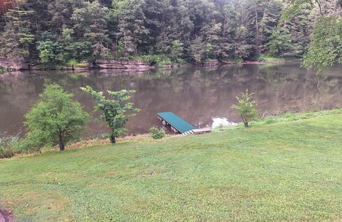 Jersey Mills Casa | Great location directly on Big Pine Creek with trail access