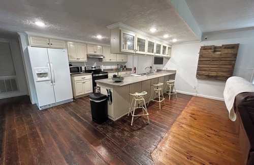 Starkville Casa | Great location, home away from home!