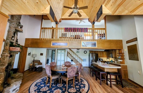Almont Casa | Great location on the Taylor River with fishing access!