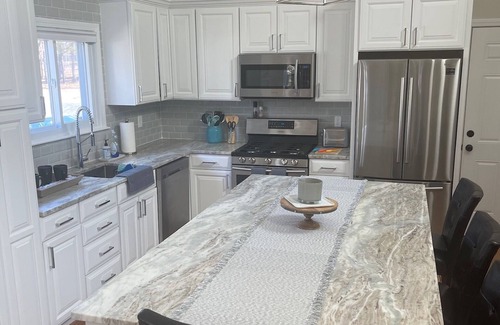 South Dennis Casa | Great location to everything 5 mins to some of the best beaches fenced in yard