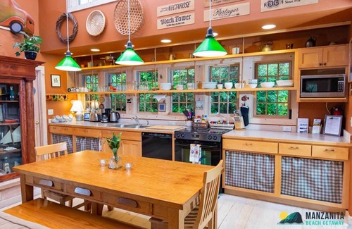 Manzanita Casa | Great Location, unique, close to town, hot tub, dog friendly!