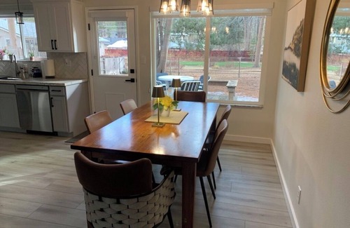 Bijou Park Casa | Great location! Completely updated 3 bedroom 2 bath home on Bijou golf course