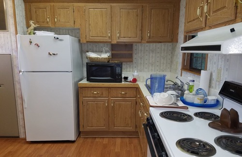 Whittier Cabina | Vistas a la montaña cerca de Cherokee y Bryson City, NC w / 1 BR, parrilla, y firepit