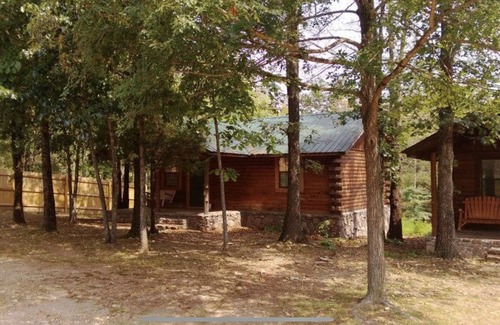 Fifty-Six Cabina | Great Oaks Cabins, Cabin 6