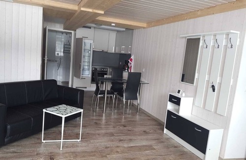 Rute Apartamento | Gran oferta: senderismo, esquí, tren de suspensión, trineo, parque de escalada y aduanas ...