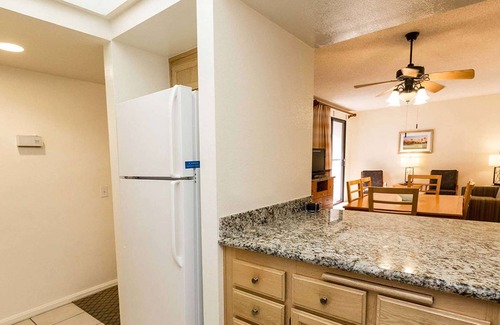 Baristo Condominio | Great Palm Springs Location - 2BR Resort Condo - Family Friendly!