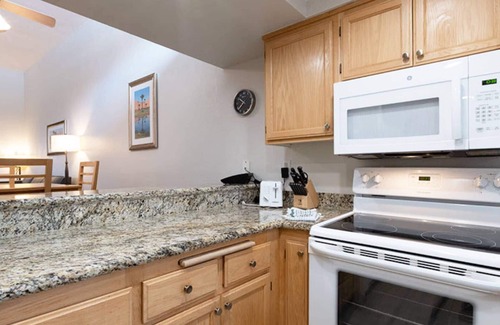 Baristo Condominio | Great Palm Springs Location - 2BR Resort Condo - Family Friendly!
