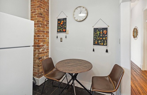Metropolitan Casa | Great place for birthday weekends & traveling with friends ★ Starland District