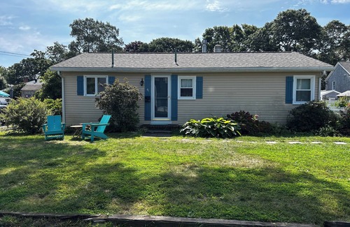 Mara Vista Casa | Great Pond House - 1 minute walk to private beach