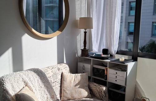 Auckland Central Business District Apartamento | Great pool, central location + free carpark, e-scooter & free bikes available