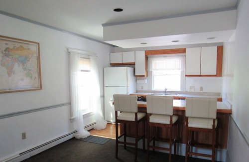 Portsmouth Apartamento | Great Price;Beautiful, Spacious 3 Bed 2 Bath in a House Near Downtown Portsmouth