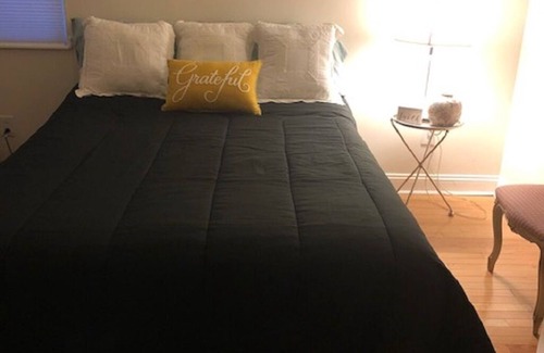 Kingman Park Apartamento | GREAT PRICE & LOCATION - 31% off 31 days! Cozy 1 BR APT w/ PARKING