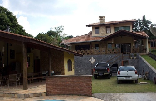 Jardim Shangri-La Casa | Gran Ranch en Atibaia con excelente ubicación y vistas de Big Stone