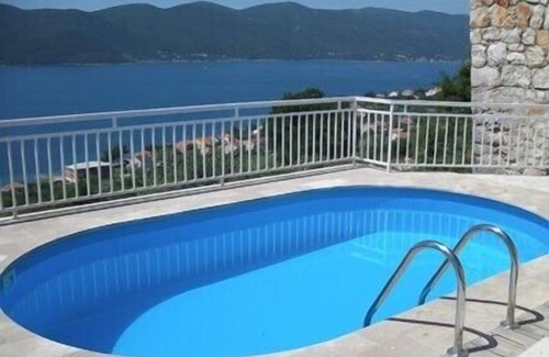 Viganj Apartamento | Excelentes vistas al mar, amplias terrazas, piscina privada - uso privado