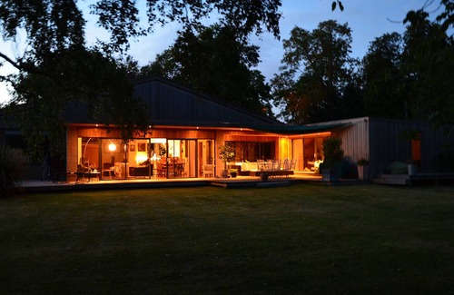 Birlingham Casa | Gran espacio en el campo con piscina.