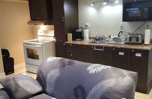 Leitrim Casa | Great Stay Travel Adventure - 5 minutes from Ottawa International Airport South
