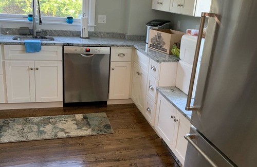 Vineyard Haven Casa | Gran actualización 3 BR cerca del ferry con piscina