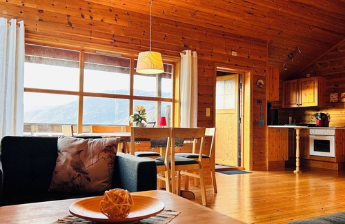 Kvinnherad Casa | Great vacation cabin Norway, in the Hardanger Fjordpanorma, motorboat 20 hp for rent