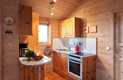 Kvinnherad Casa | Great vacation cabin Norway, in the Hardanger Fjordpanorma, motorboat 20 hp for rent