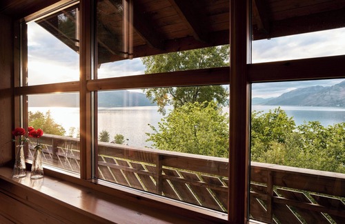Kvinnherad Casa | Great vacation cabin Norway, in the Hardanger Fjordpanorma, motorboat 20 hp for rent