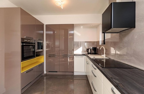 Crno Casa | Alojamiento de 3 habitaciones en Zadar