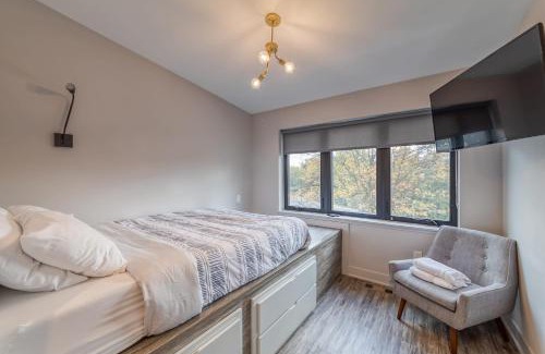 Burns Park Casa | Great Value in A2 close to UofM Private Suite