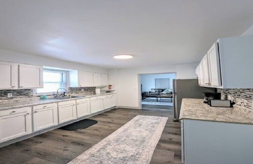 Stockade Historic District Apartamento | GREAT VALUE - Walk to Casino & Union