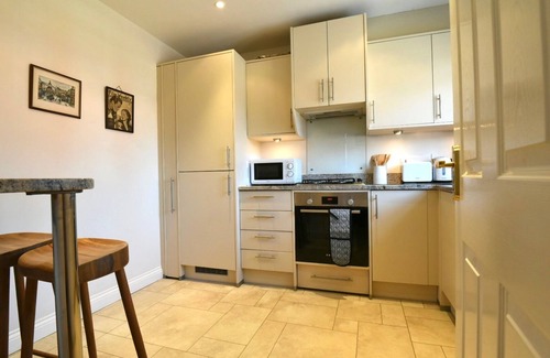 Stratford-upon-Avon Casa | Great View, Parking, Sleeps 6, 3 bedrooms, 4 Beds, Easy walk to town