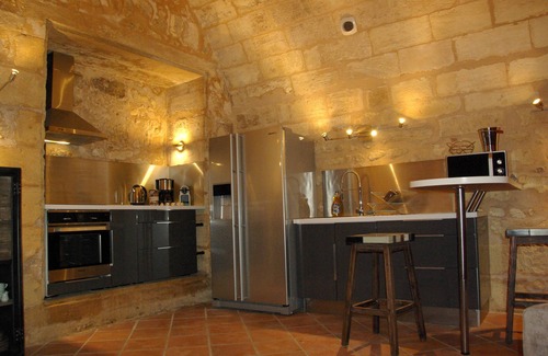 Hotel de Ville - Quinconces Apartamento | Gran T2 cálida 68 M2, atípico, en el centro histórico