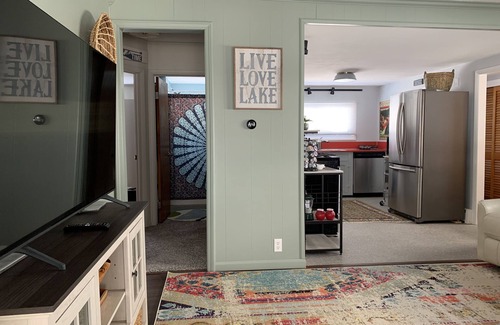 Auburn Cabaña | Great Year-Round Rental Cottage Finger Lakes Owasco Lake, NY - Smiling Moon