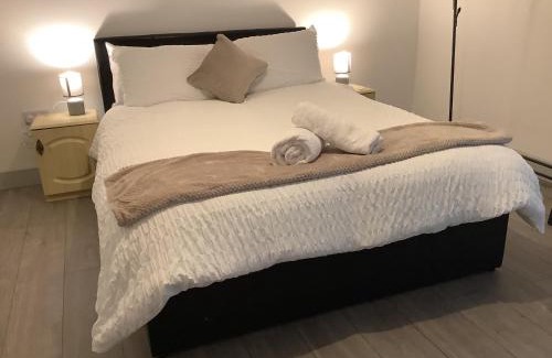 Desborough Apartamento | Greater grace