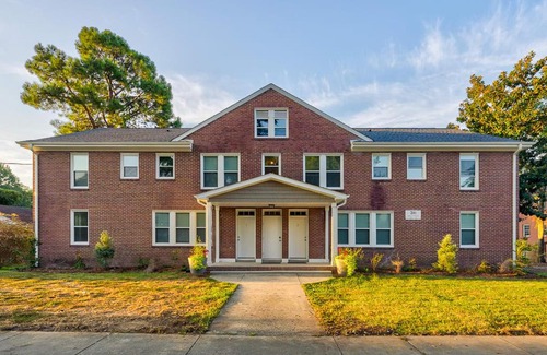 Durham Apartamento | Greatly Located and Elegant 1BR with Parking