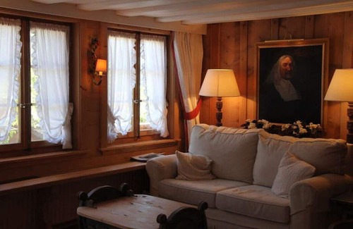 Rougemont Chalet De Esquí | Chalet de 400 años muy renovado cerca de Gstaad