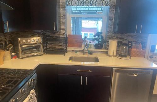 Greektown Apartamento | Greektown steps from Hopkins