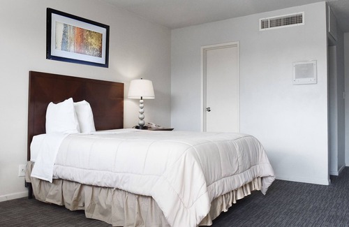 Greeley Hotel | Greeley University Inn