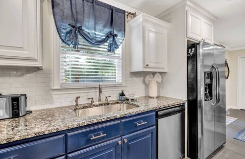 Tyler Apartamento | Green Acres District, Sleeps 8, King/Queen