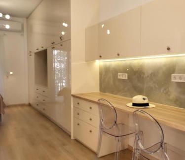 Varkiza Apartamento | Green apartment-center of Varkiza resort