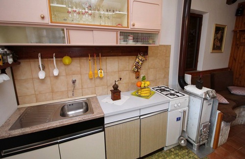Vela Luka Casa | Green Area Stone House