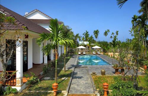 Cam Thanh Villa | Green Areca villa