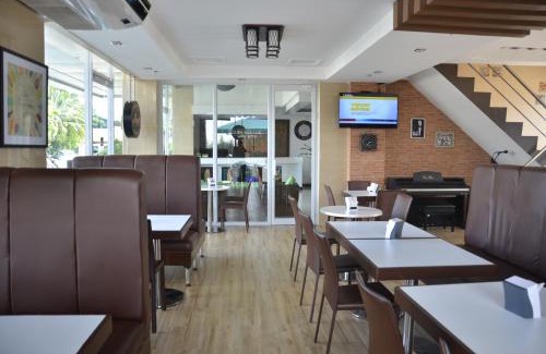 Poblacion District Hotel | GREEN BANANA BUSINESS HOTEL