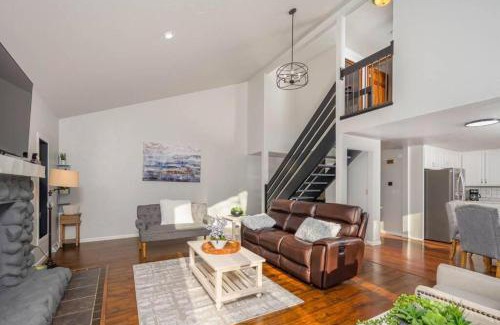 Green Bay Casa | Green Bay Cozy home, 3 bed rooms, 6 beds, 2 bath