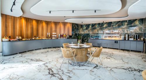 Limenaria Hotel | Green Bay