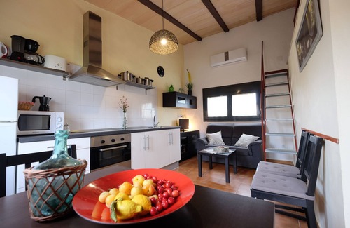 Torroella de Montgri Cabaña | GREEN DESTINATION Alojamiento rural con piscina a 5 km de la playa