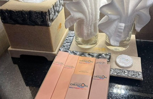 Cam Pha Hotel | Green Dragon Boutique