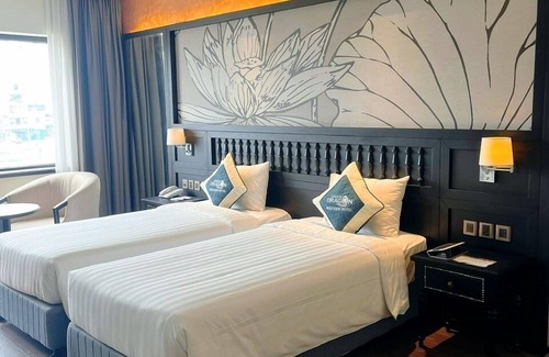 Cam Pha Hotel | Green Dragon Boutique