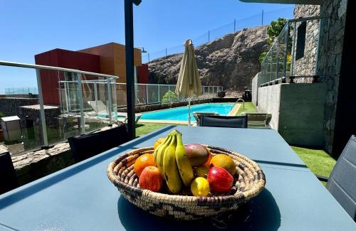 Salobre Villa | Green 9 the Dream Villa with pool and views by CanaryScape