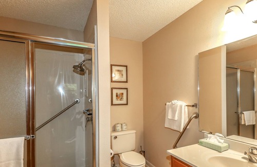 Hot Springs Village Casa | Green Friendly Home With Free Wifi and Energy Saver Features - Unit 0302 by Redawning
